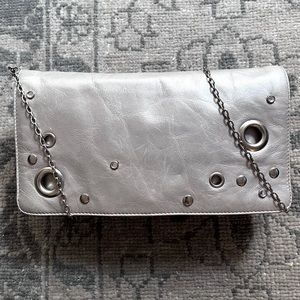 Hobo International Silver Leather Crossbody Chain Bag